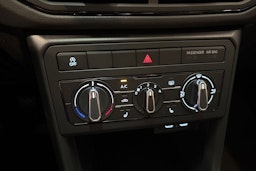 valkoinen Volkswagen T-Cross 2025 kuva 17.