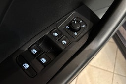 harmaa Volkswagen T-Cross 2025 kuva 21.