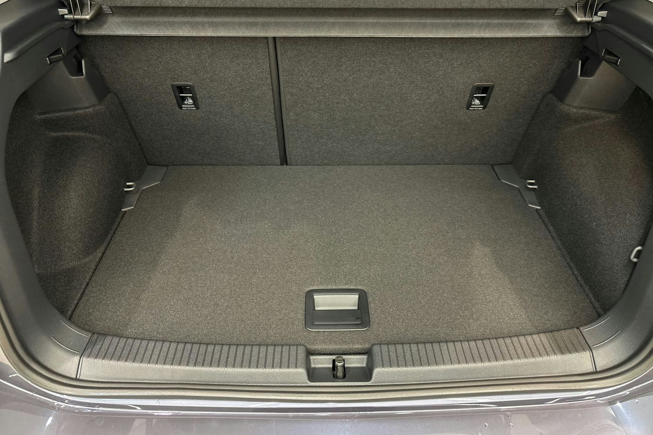 harmaa Volkswagen T-Cross 2025 kuva 22.