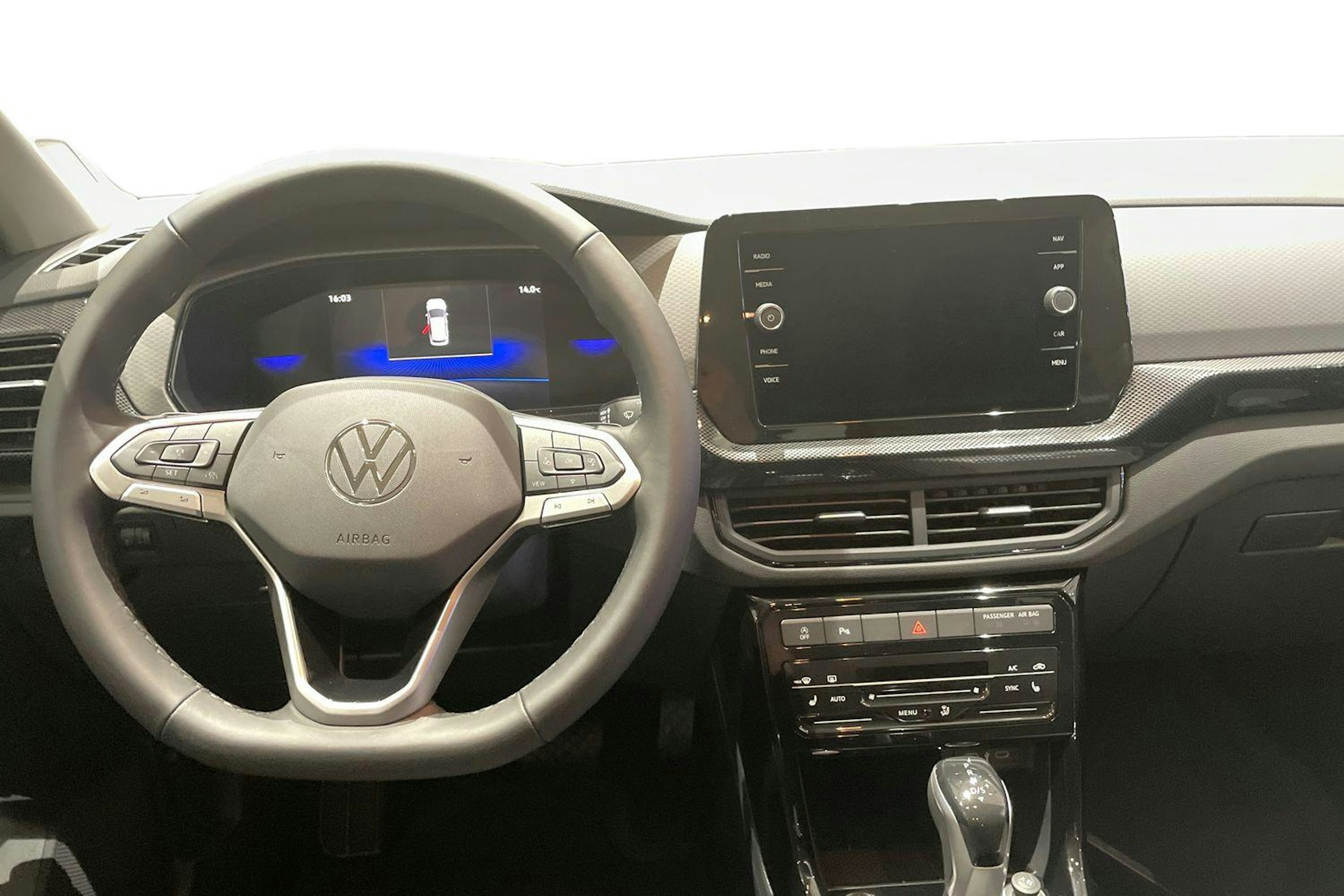 hopea Volkswagen T-Cross 2025 kuva 7.