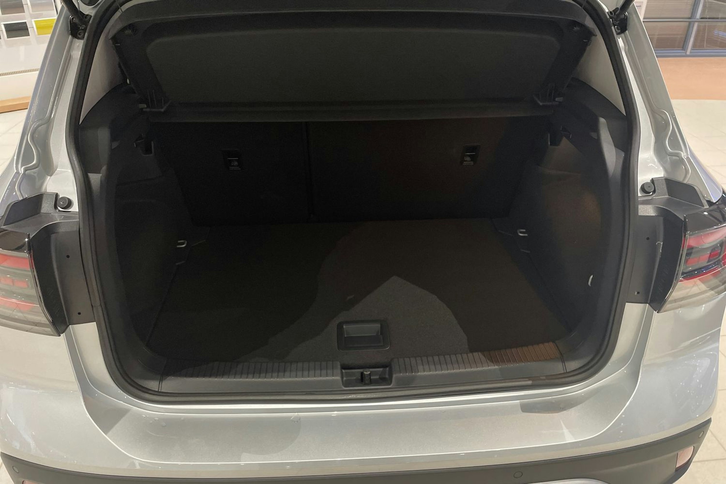 hopea Volkswagen T-Cross 2025 kuva 11.