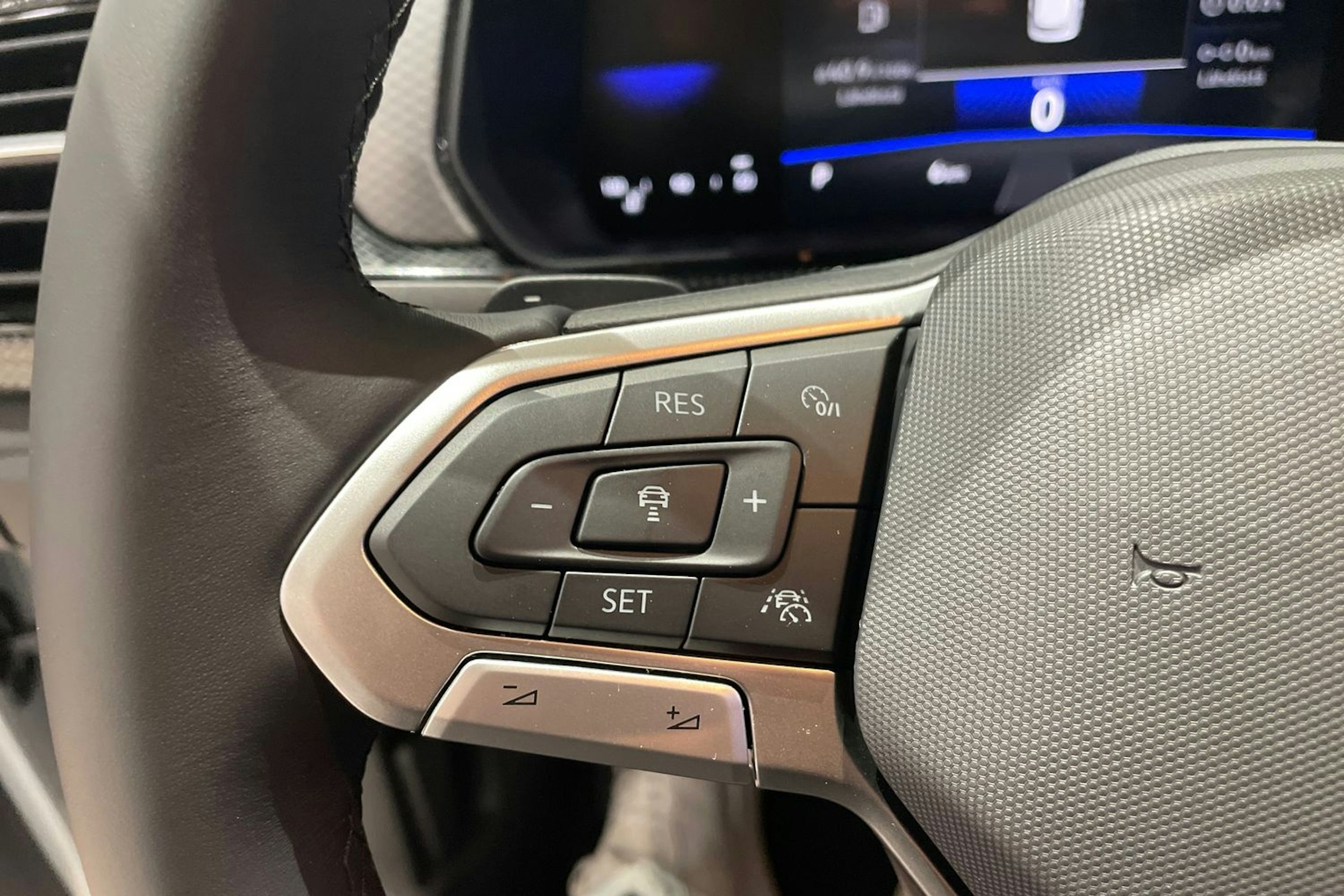 hopea Volkswagen T-Cross 2025 kuva 12.