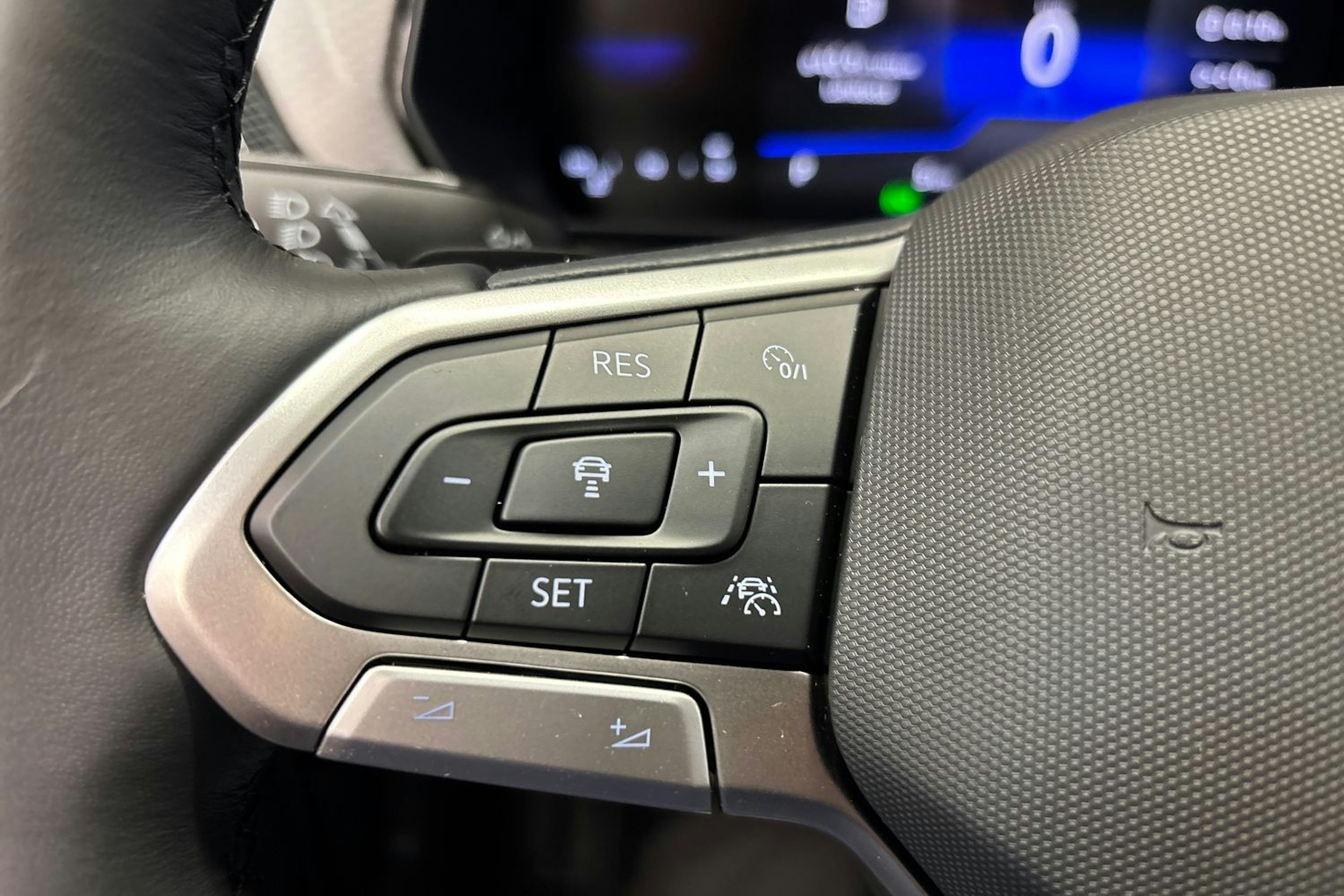 punainen Volkswagen T-Cross 2026 kuva 11.