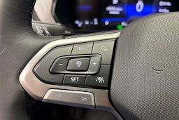 punainen Volkswagen T-Cross 2026 kuva 11.