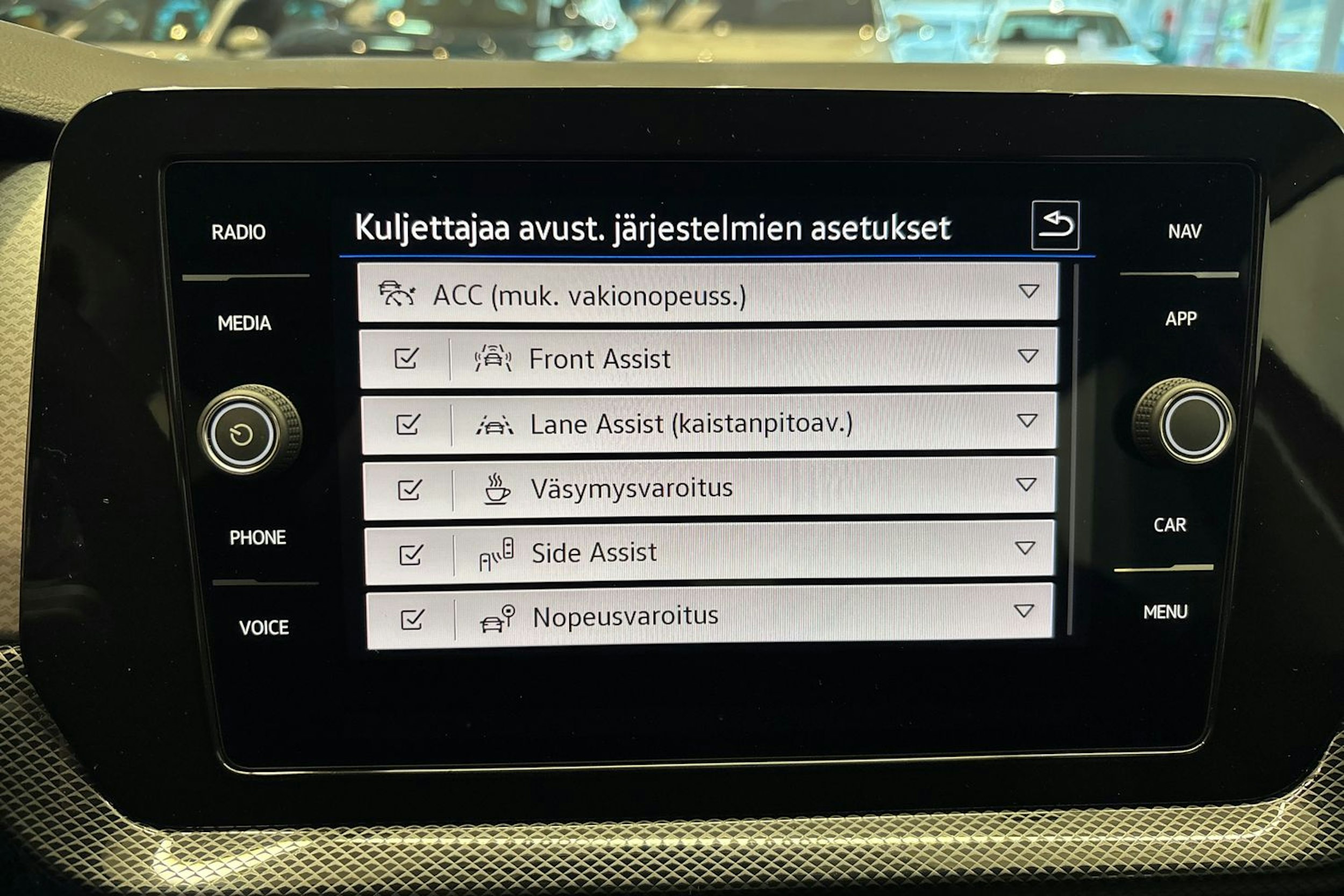 punainen Volkswagen T-Cross 2026 kuva 15.