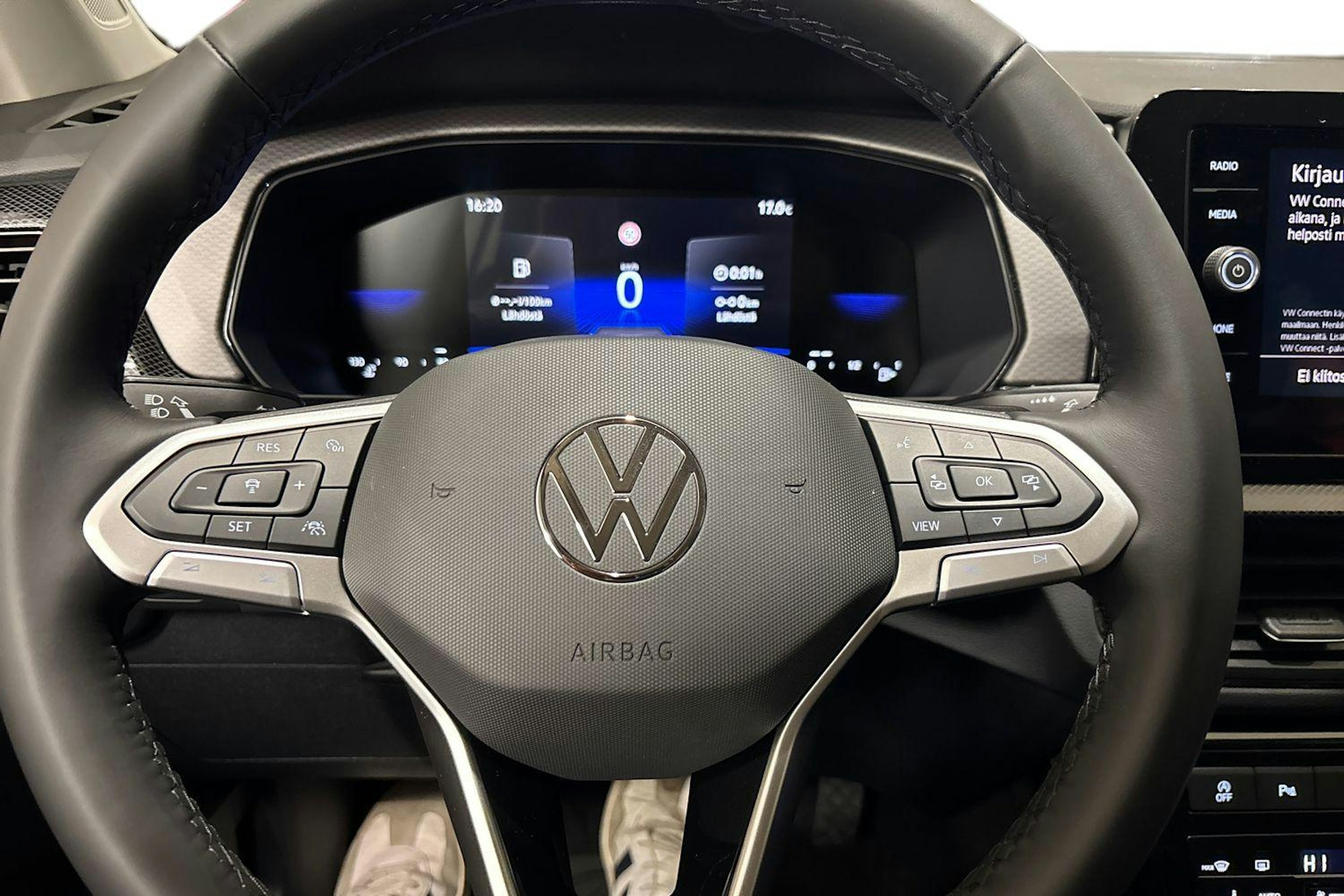 musta Volkswagen T-Cross 2025 kuva 7.