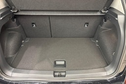 musta Volkswagen T-Cross 2025 kuva 9.