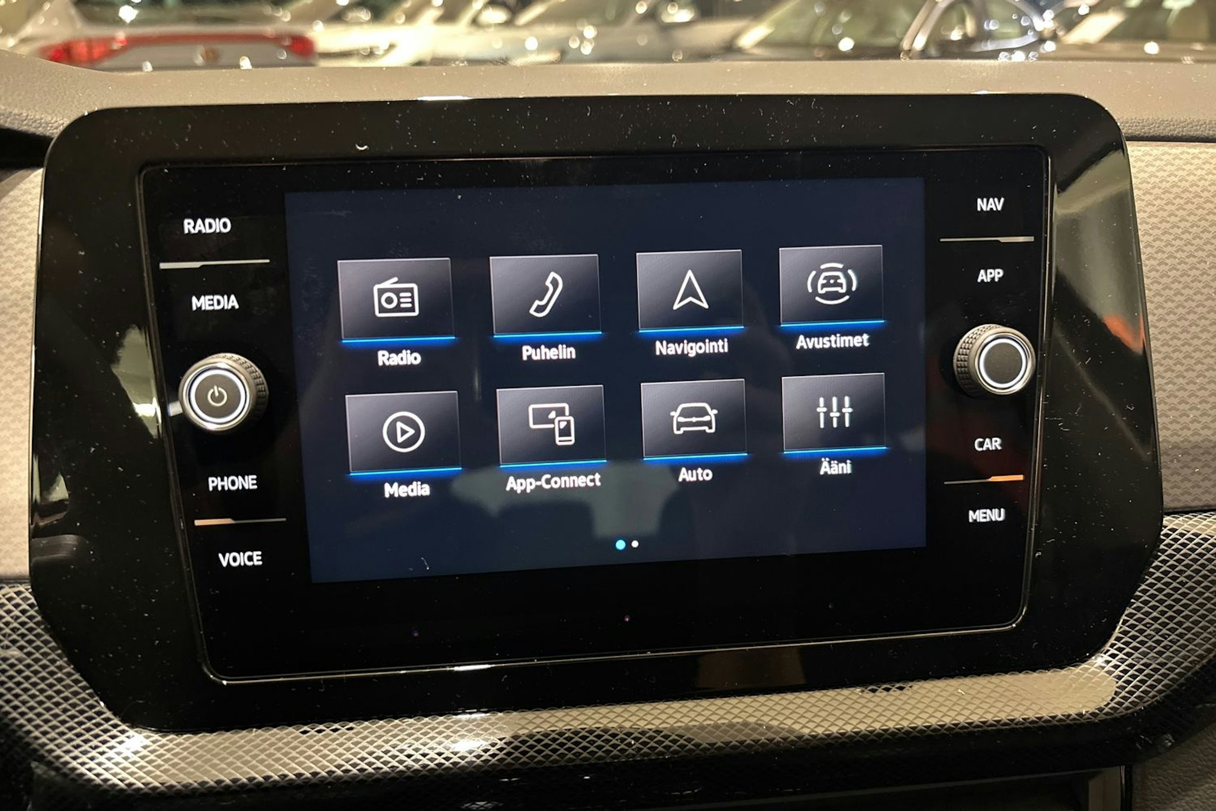 musta Volkswagen T-Cross 2025 kuva 14.