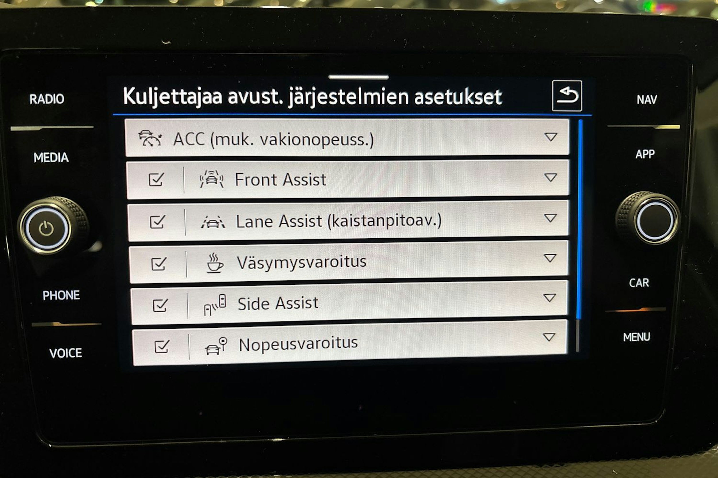 musta Volkswagen T-Cross 2025 kuva 15.