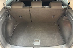 harmaa Volkswagen T-Cross 2026 kuva 12.