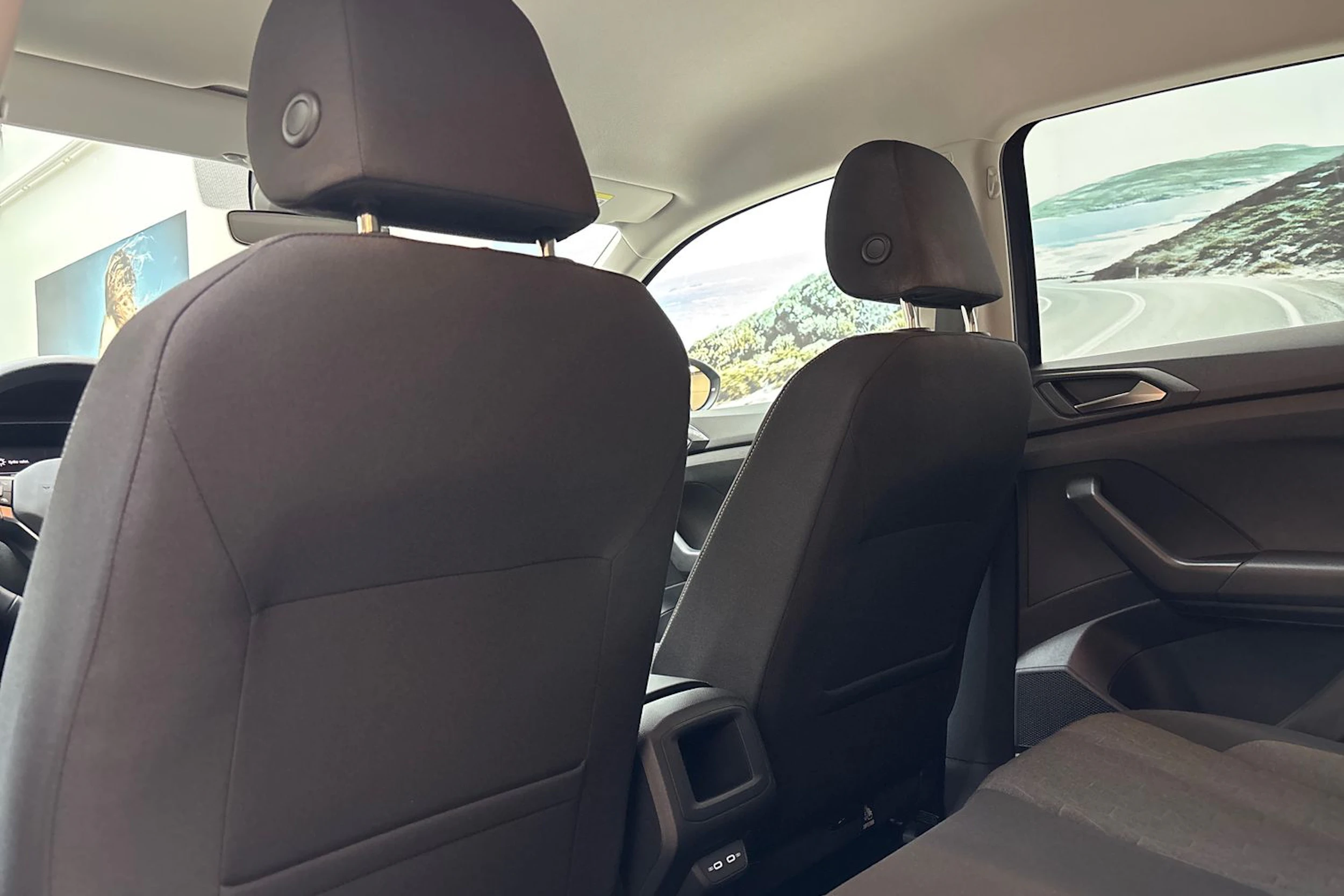 harmaa Volkswagen T-Cross 2026 kuva 13.