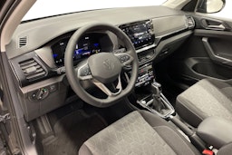 musta Volkswagen T-Cross 2025 kuva 6.