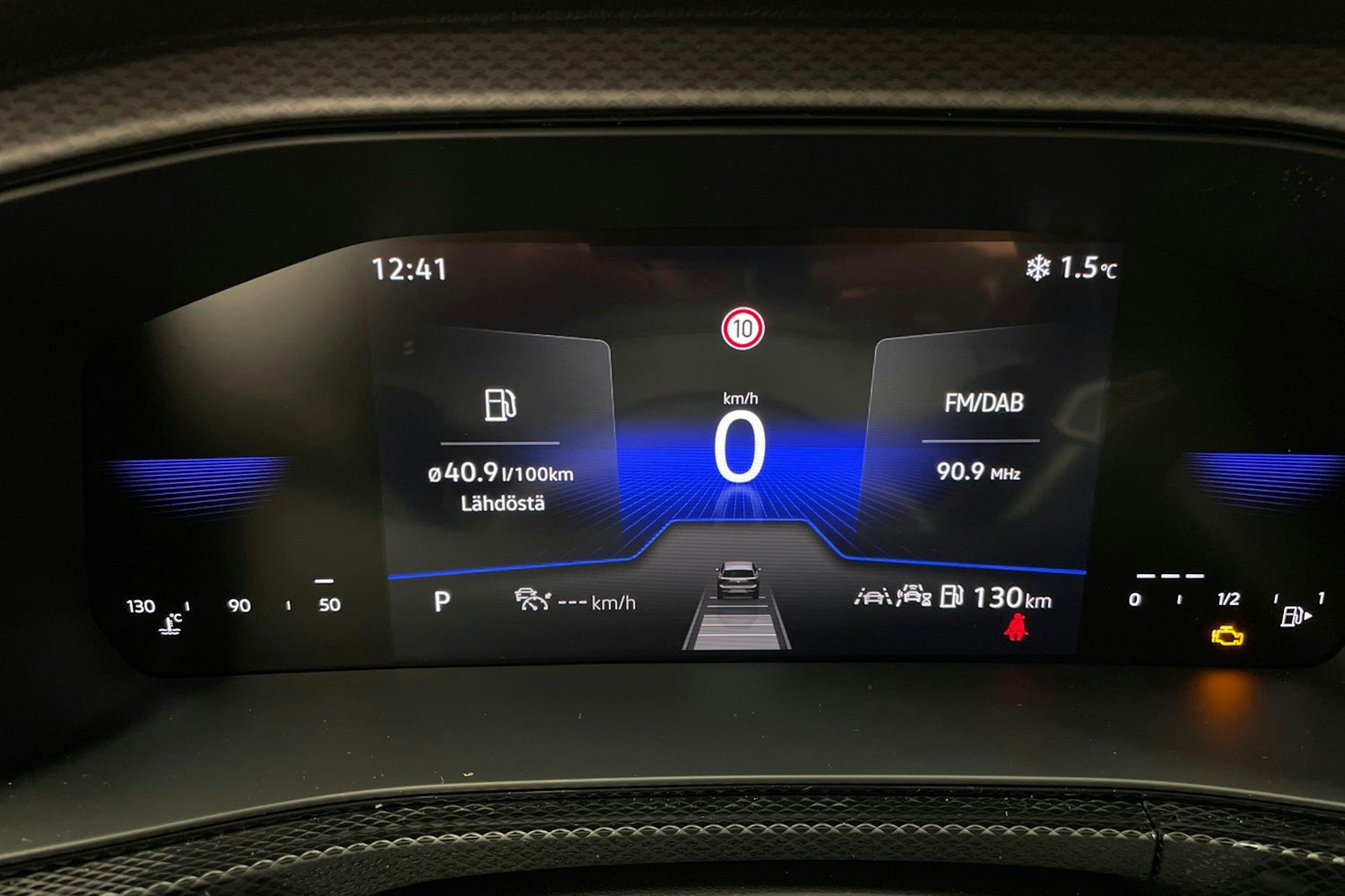 sininen Volkswagen T-Cross 2025 kuva 12.