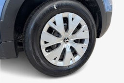 sininen Volkswagen T-Cross 2025 kuva 9.