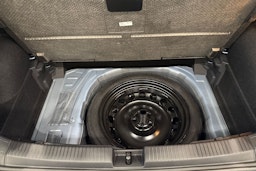 sininen Volkswagen T-Cross 2025 kuva 12.