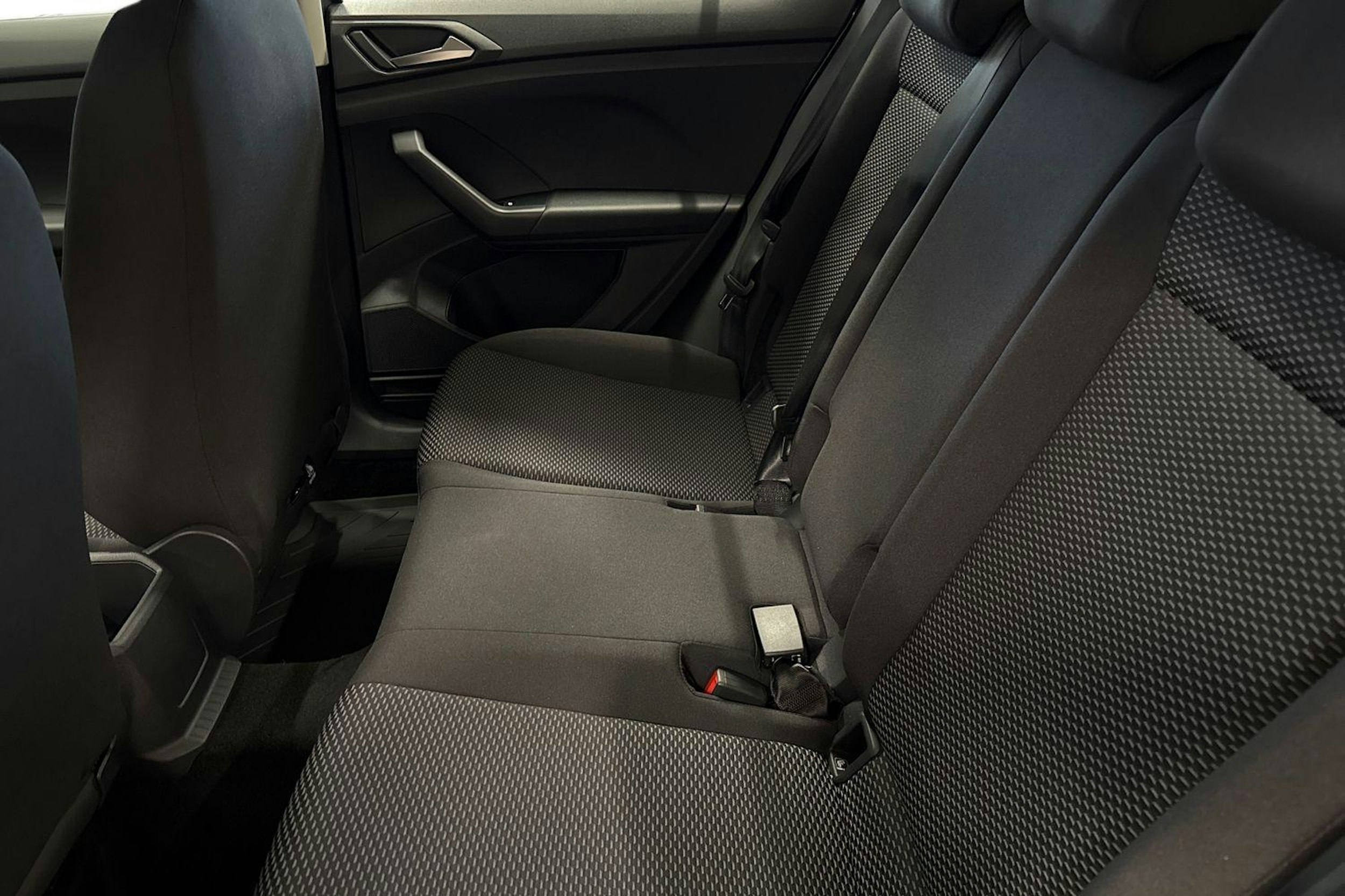 harmaa Volkswagen T-Cross 2025 kuva 8.