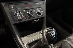 harmaa Volkswagen T-Cross 2025 kuva 13.