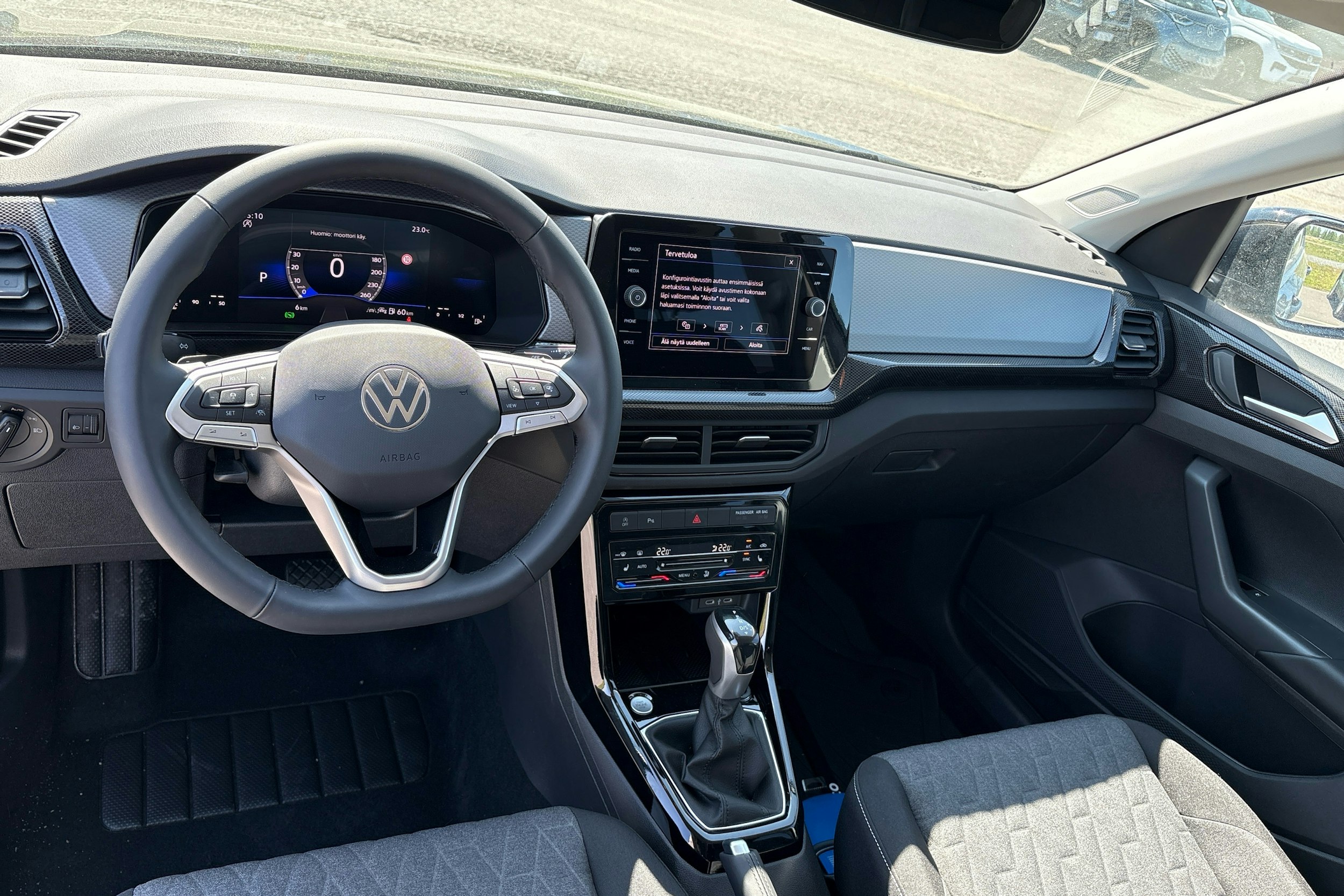 musta Volkswagen T-Cross 2025 kuva 7.