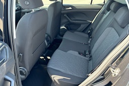 musta Volkswagen T-Cross 2025 kuva 8.