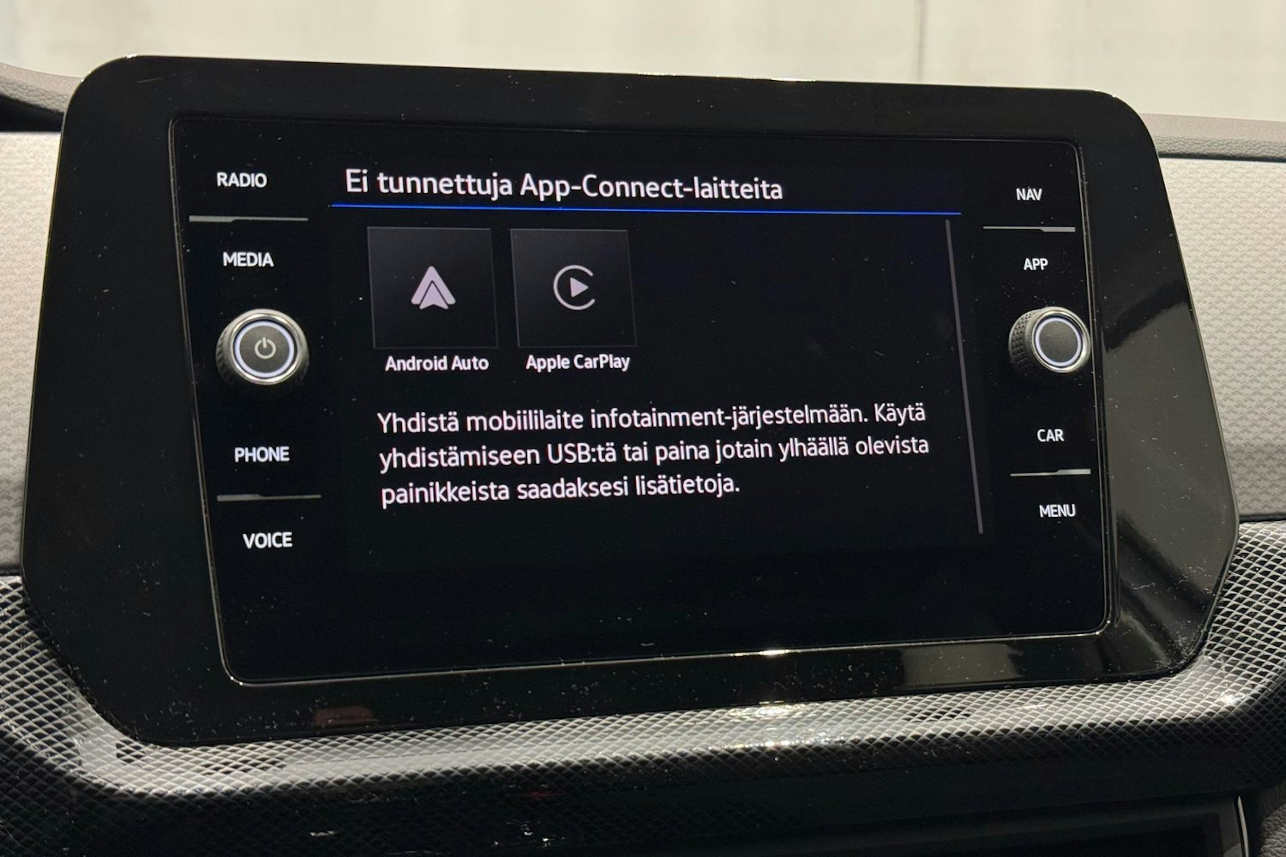 met. harmaa Volkswagen T-Cross 2025 kuva 16.