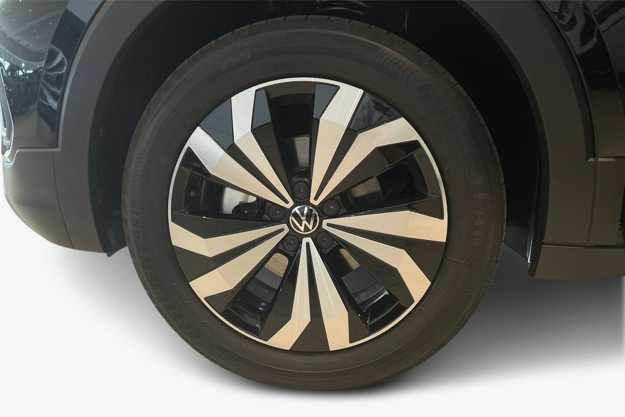 musta Volkswagen T-Cross 2025 kuva 9.