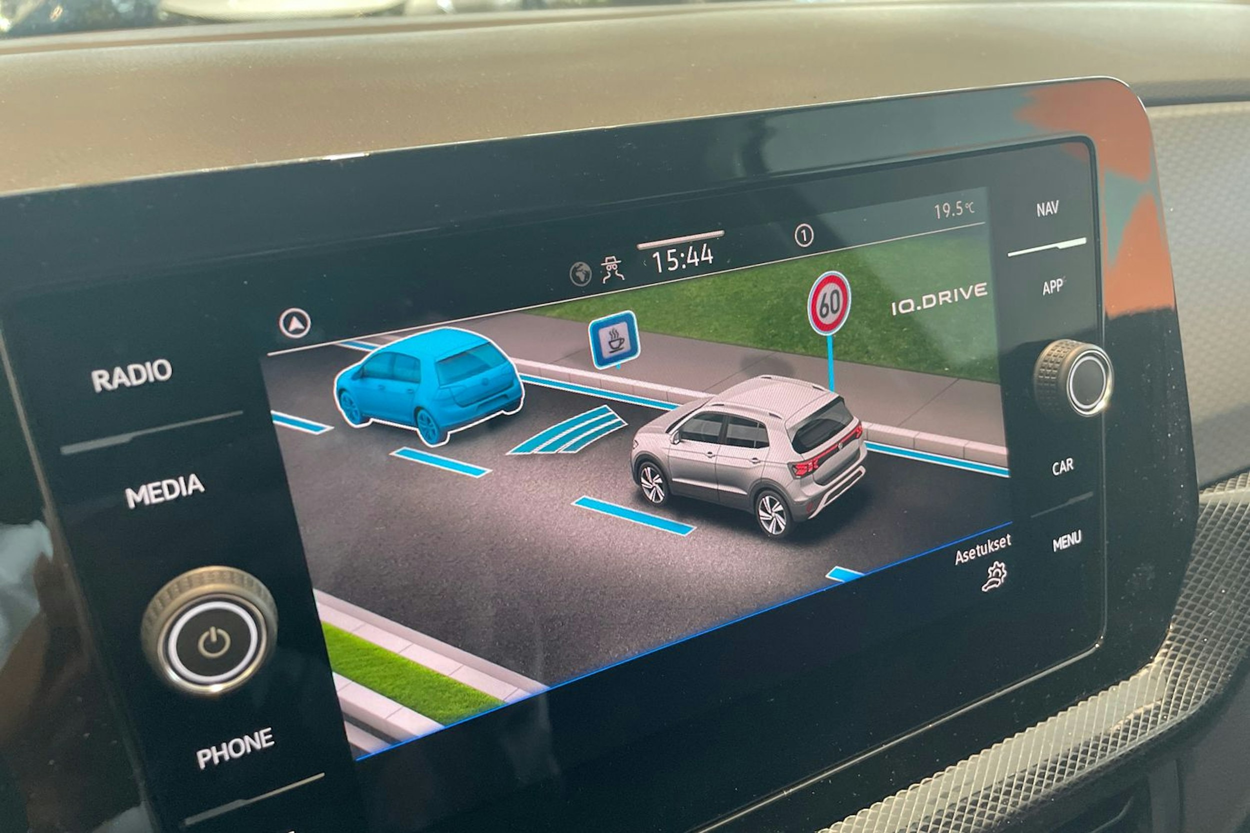 musta Volkswagen T-Cross 2025 kuva 14.