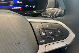 musta Volkswagen T-Cross 2025 kuva 16.