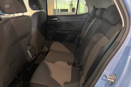 sininen Volkswagen T-Cross 2025 kuva 8.