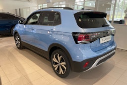 sininen Volkswagen T-Cross 2025 kuva 11.