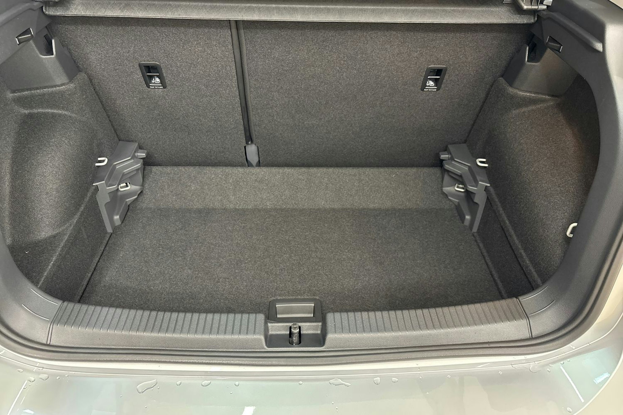 harmaa Volkswagen T-Cross 2026 kuva 11.