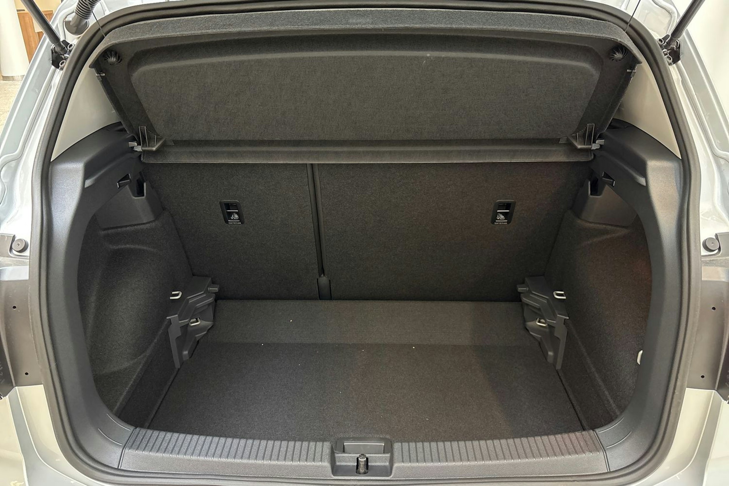 harmaa Volkswagen T-Cross 2025 kuva 11.