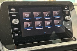 harmaa Volkswagen T-Cross 2025 kuva 17.