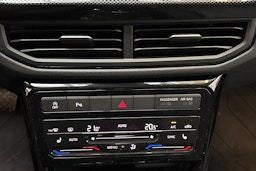 harmaa Volkswagen T-Cross 2025 kuva 21.