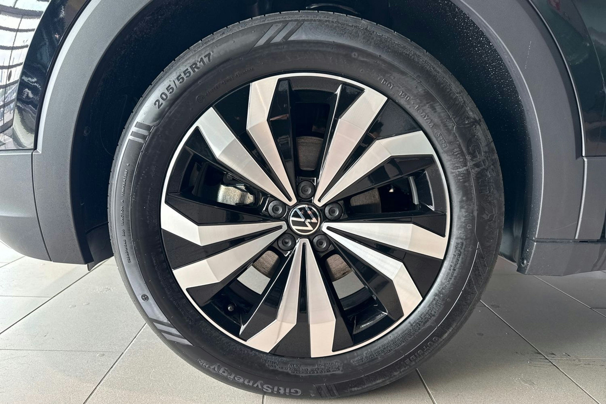 musta Volkswagen T-Cross 2025 kuva 10.