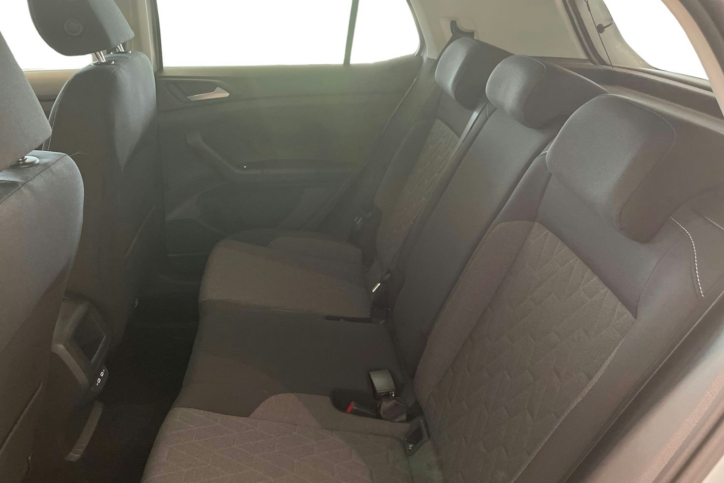 harmaa Volkswagen T-Cross 2025 kuva 8.