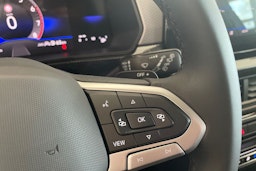 harmaa Volkswagen T-Cross 2025 kuva 19.