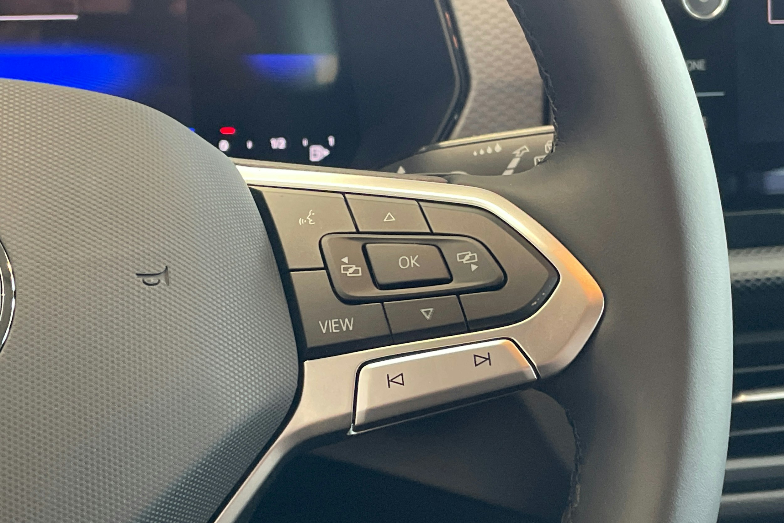 musta Volkswagen T-Cross 2025 kuva 12.