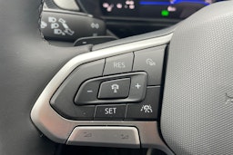 musta Volkswagen T-Cross 2025 kuva 12.
