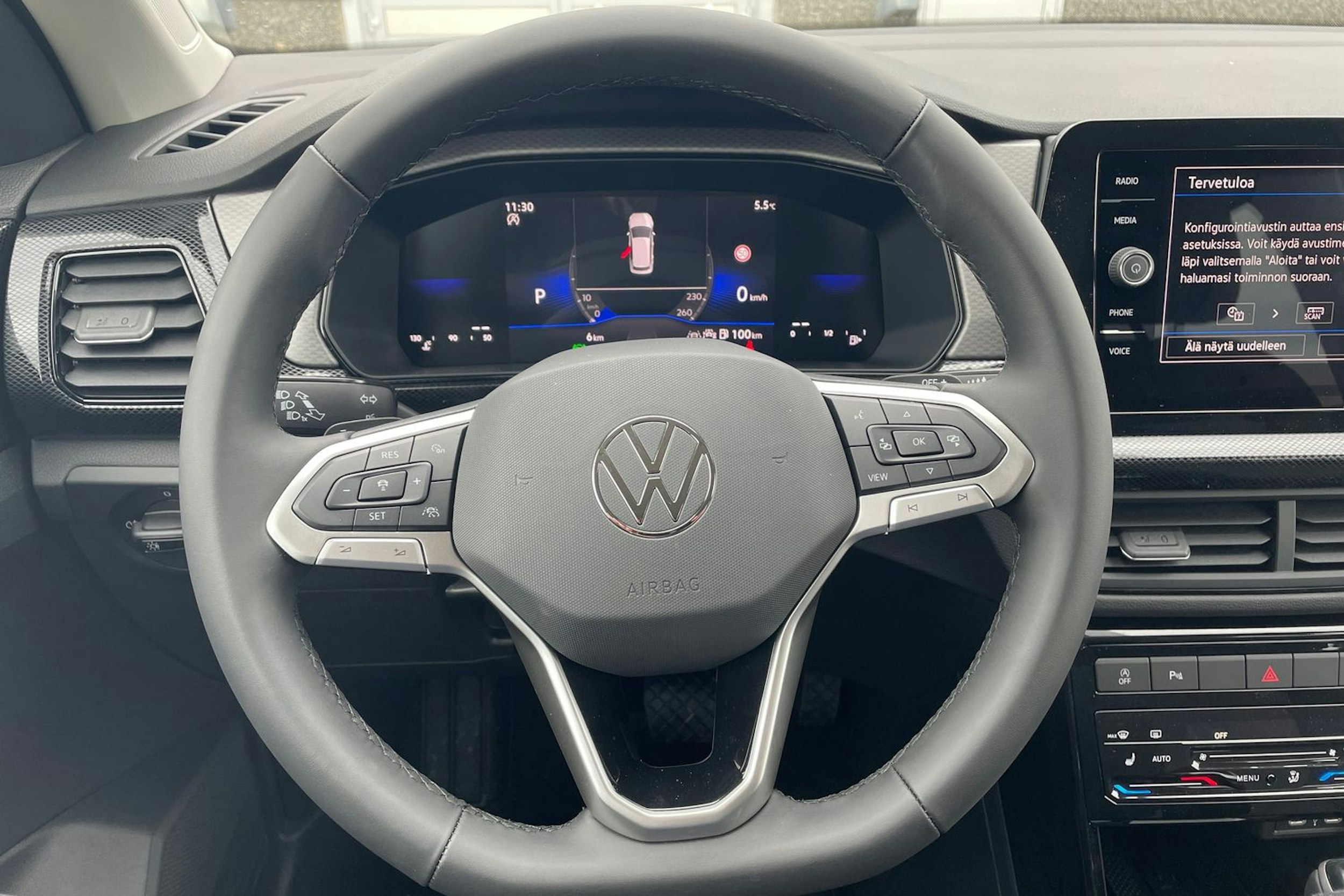 musta Volkswagen T-Cross 2025 kuva 14.