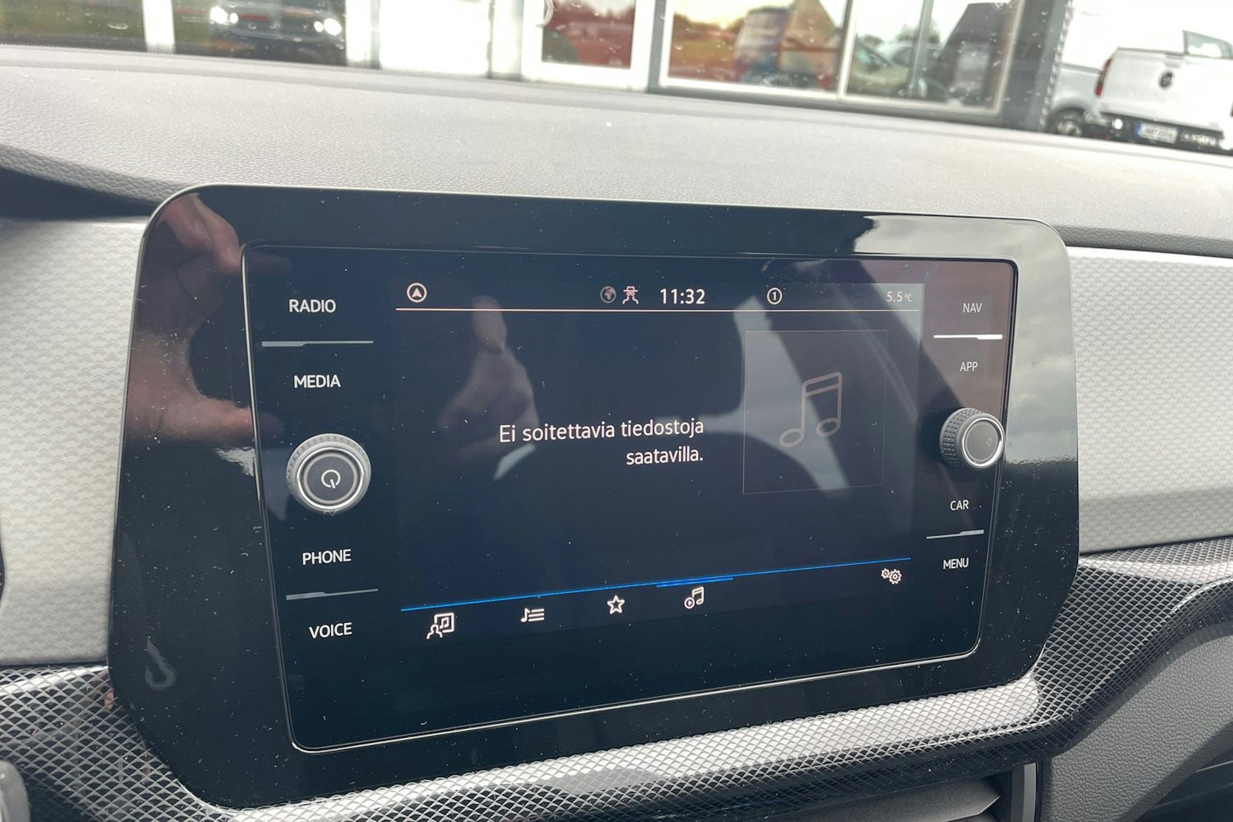 musta Volkswagen T-Cross 2025 kuva 19.
