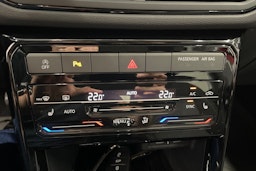 punainen Volkswagen T-Cross 2025 kuva 11.