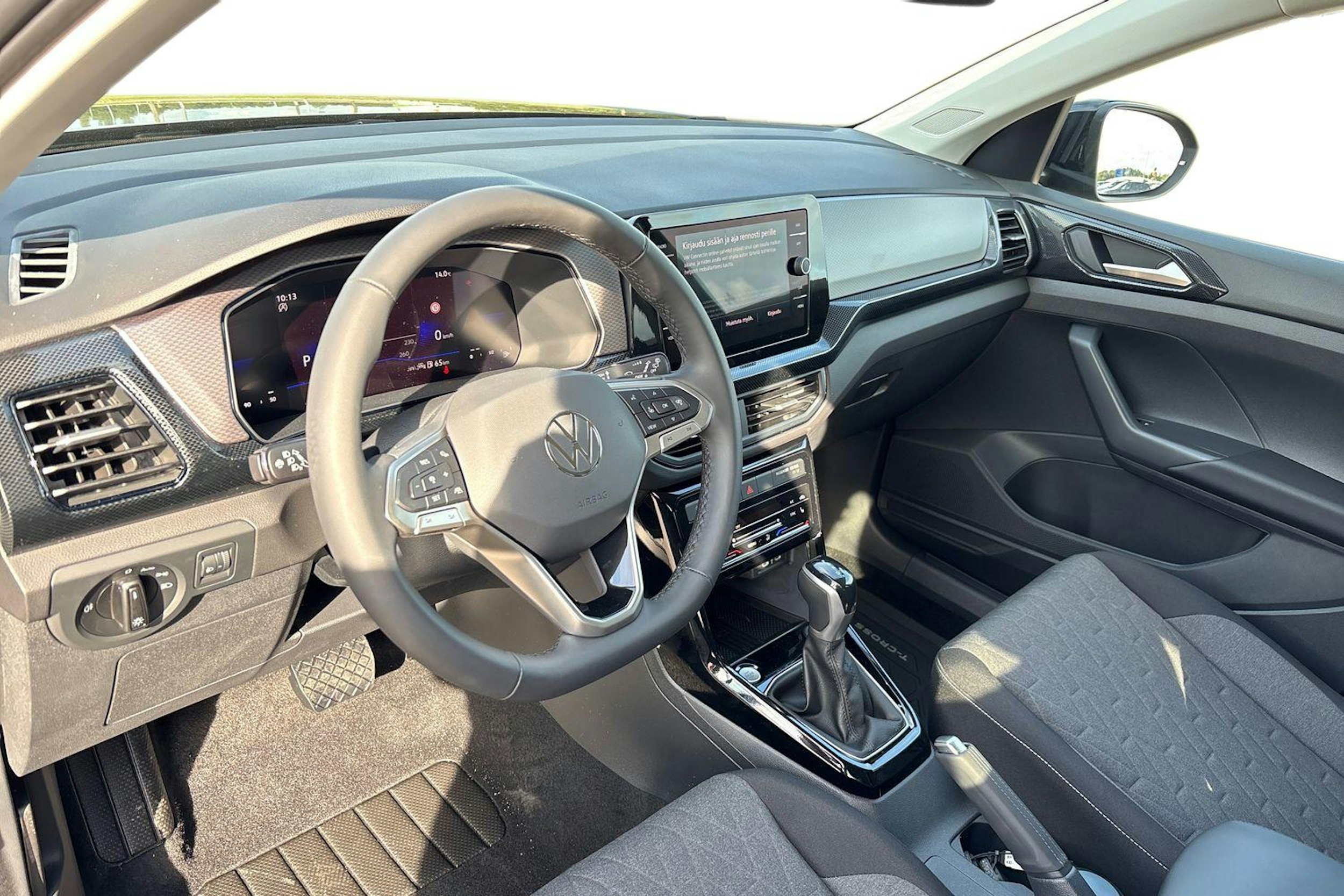 musta Volkswagen T-Cross 2025 kuva 3.