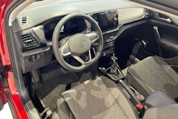 met. punainen Volkswagen T-Cross 2025 kuva 6.