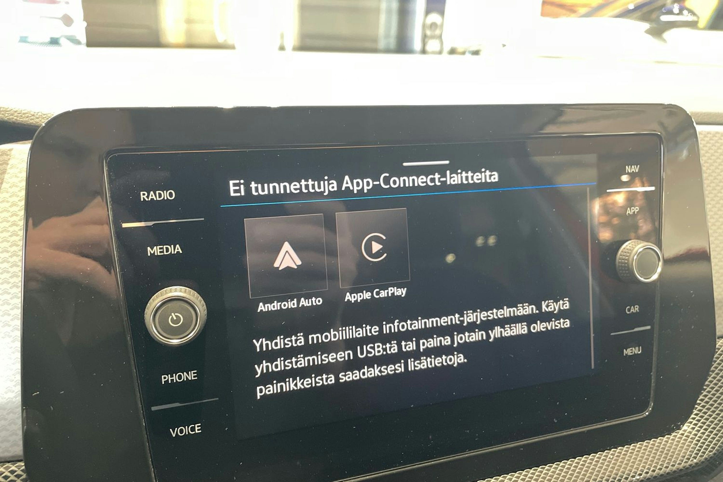 met. punainen Volkswagen T-Cross 2025 kuva 15.