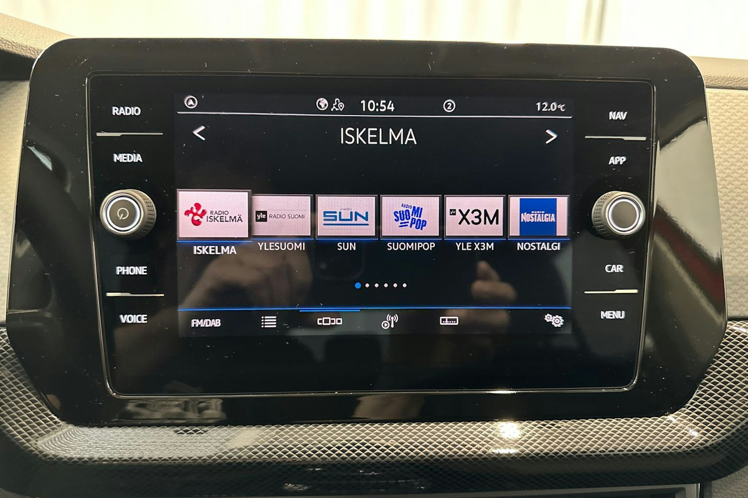 punainen Volkswagen T-Cross 2025 kuva 18.