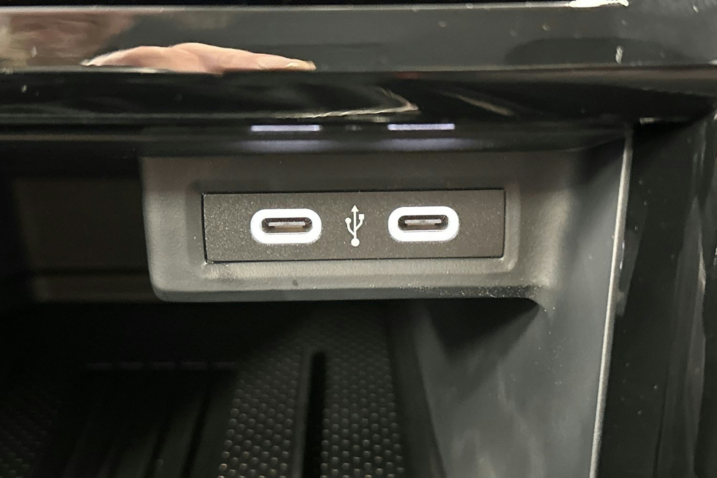 punainen Volkswagen T-Cross 2025 kuva 24.