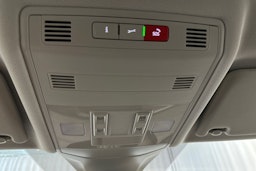 punainen Volkswagen T-Cross 2025 kuva 29.