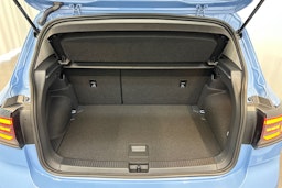 sininen Volkswagen T-Cross 2025 kuva 11.