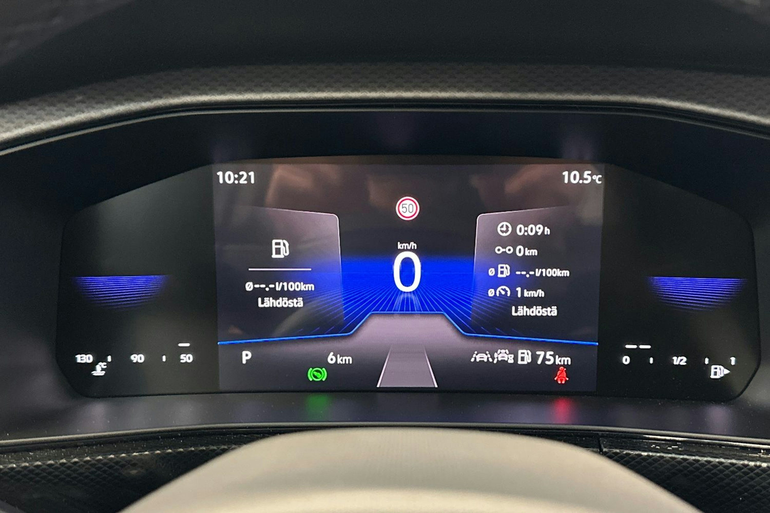 sininen Volkswagen T-Cross 2025 kuva 17.