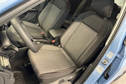 sininen Volkswagen T-Cross 2025 kuva 30.